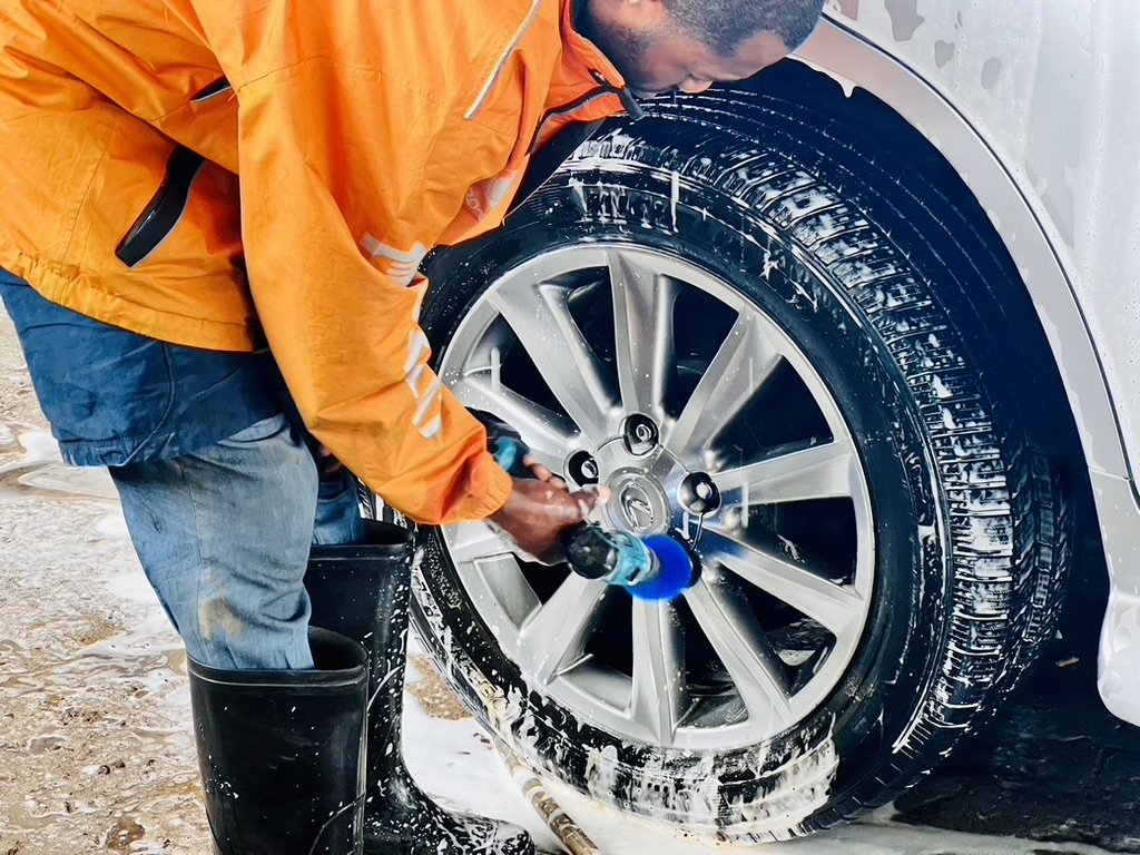 Restauration des jantes (détail)